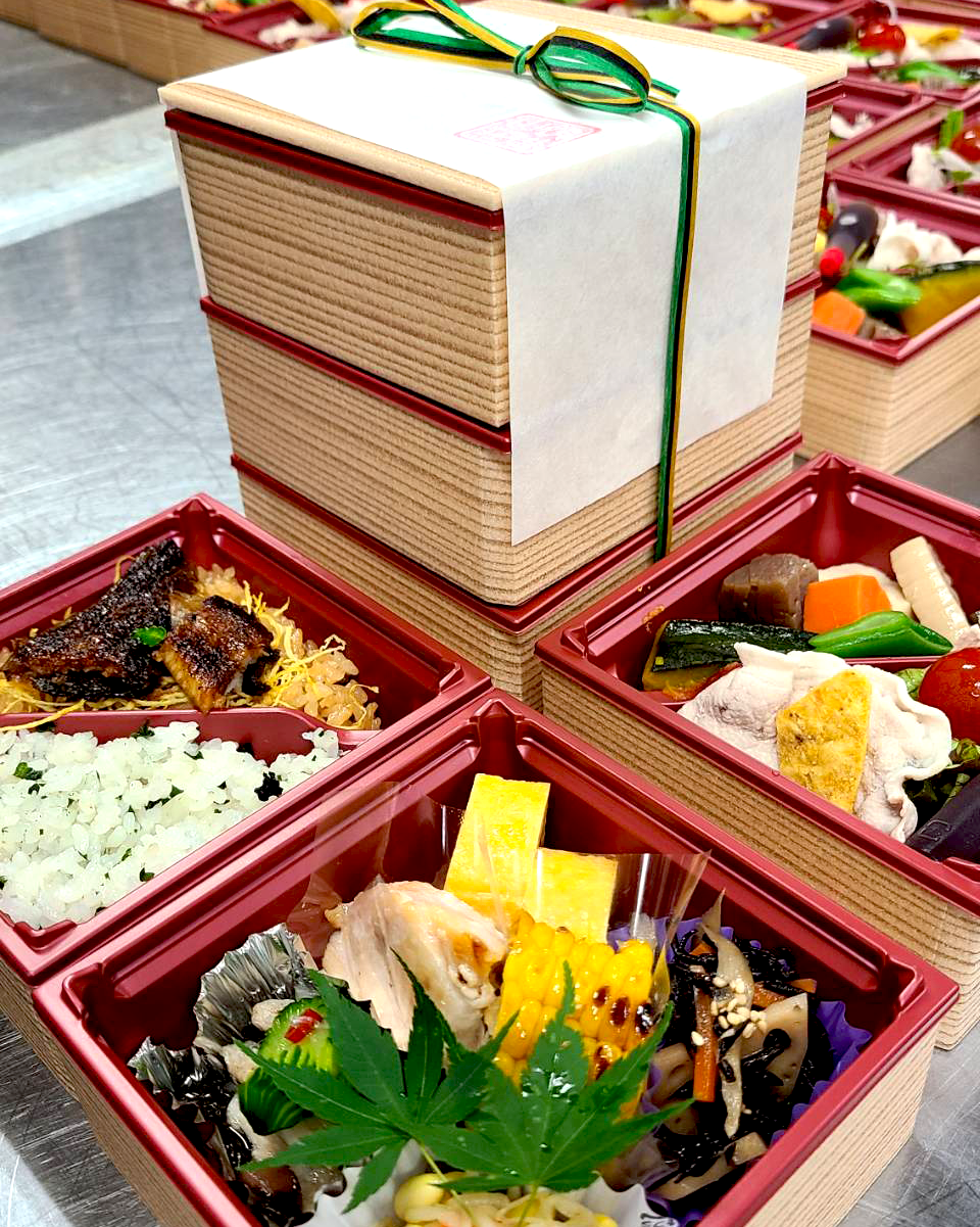 腰掛山荘|愛知 豊田市|下山 三河湖畔の自然体験・五平餅・お食事・ランチ・キャンプ・BBQ｜腰掛山荘／リバーサイドキャンプ腰掛