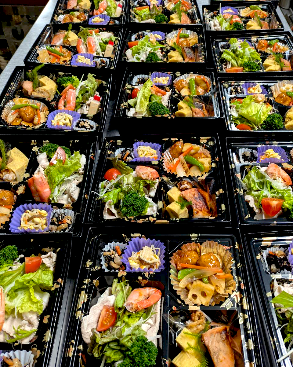 腰掛山荘|愛知 豊田市|下山 三河湖畔の自然体験・五平餅・お食事・ランチ・キャンプ・BBQ｜腰掛山荘／リバーサイドキャンプ腰掛